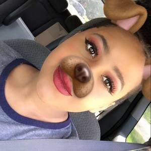 Meet your Posher, Mia